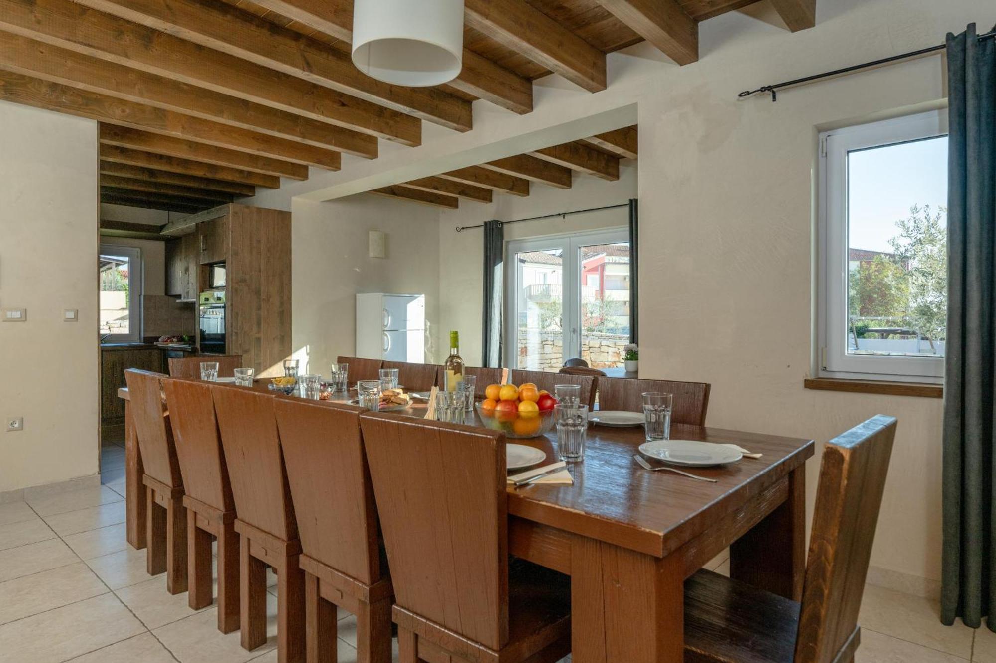 Villa Castagna Near The Sea With Private Pool And Sauna Premantura Exterior photo