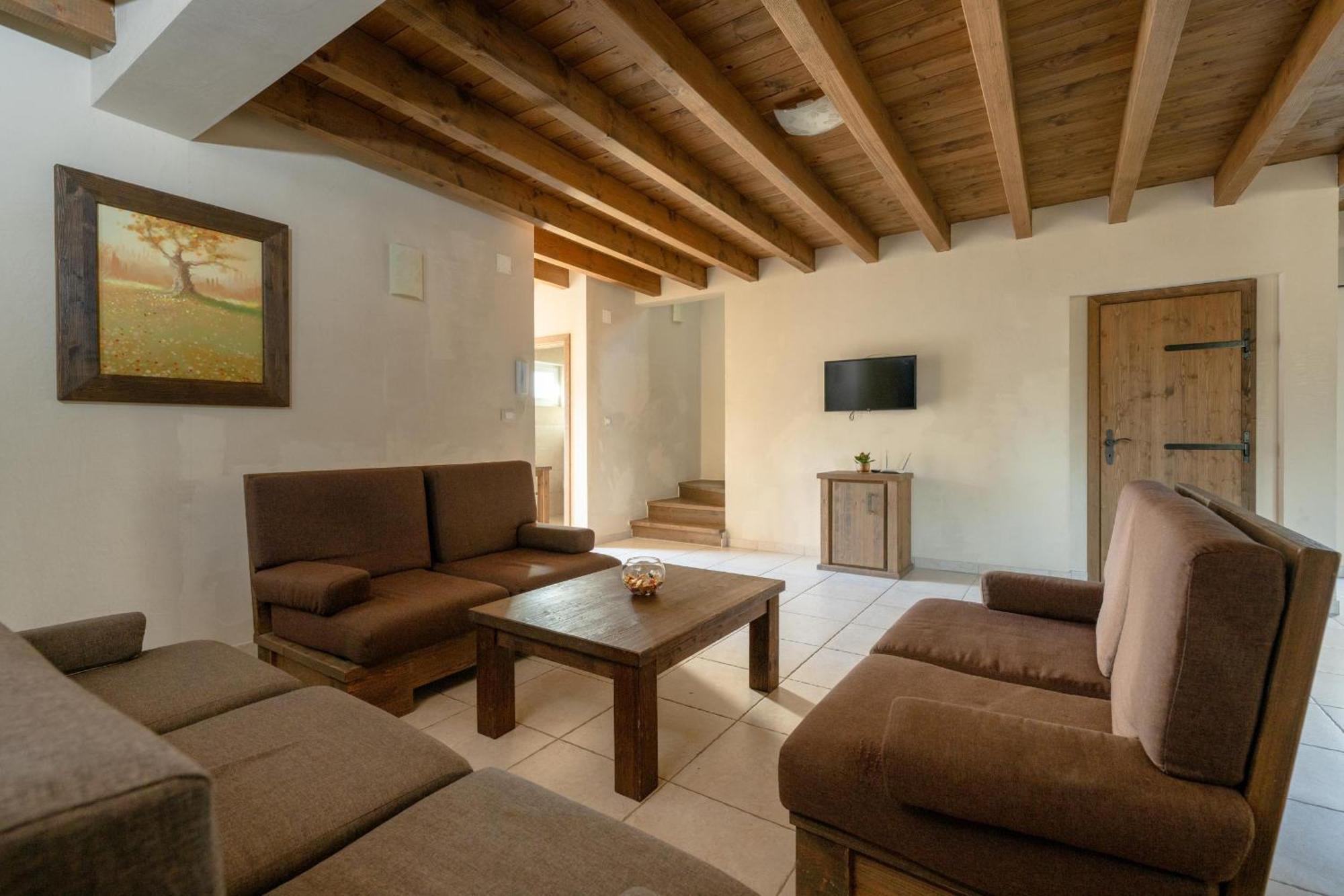 Villa Castagna Near The Sea With Private Pool And Sauna Premantura Exterior photo